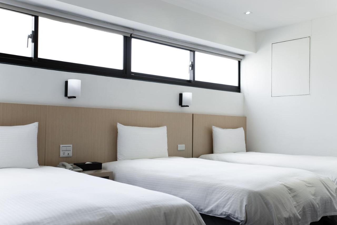 Hub Hotel - Songshan Airport Branch Tajpej Zewnętrze zdjęcie