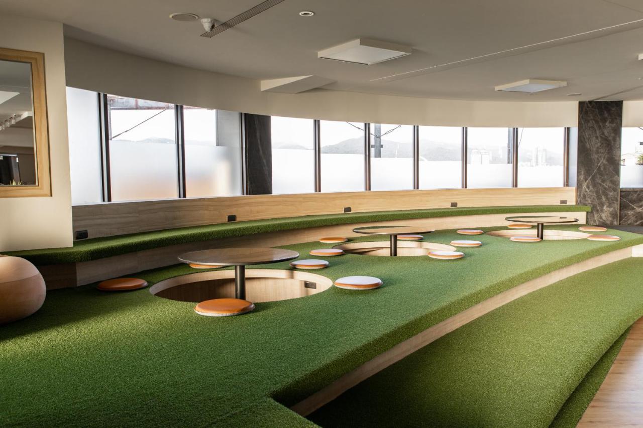 Hub Hotel - Songshan Airport Branch Tajpej Zewnętrze zdjęcie