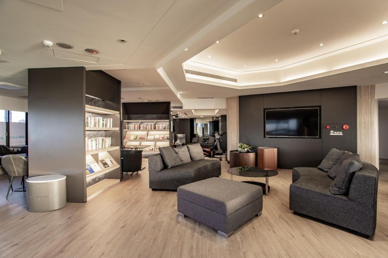 Hub Hotel - Songshan Airport Branch Tajpej Zewnętrze zdjęcie