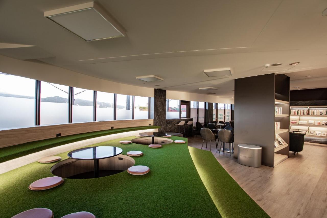 Hub Hotel - Songshan Airport Branch Tajpej Zewnętrze zdjęcie