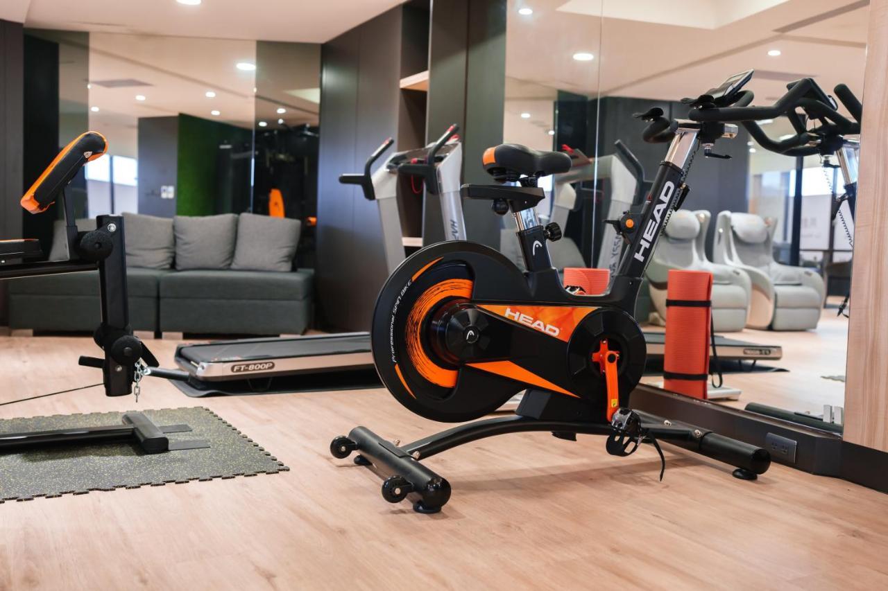 Hub Hotel - Songshan Airport Branch Tajpej Zewnętrze zdjęcie
