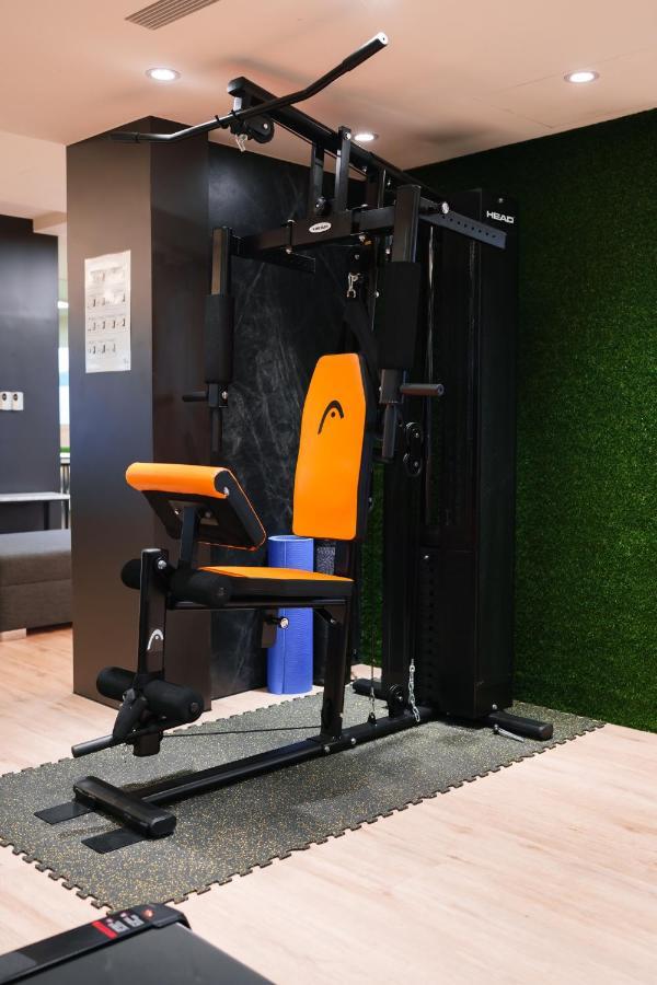 Hub Hotel - Songshan Airport Branch Tajpej Zewnętrze zdjęcie